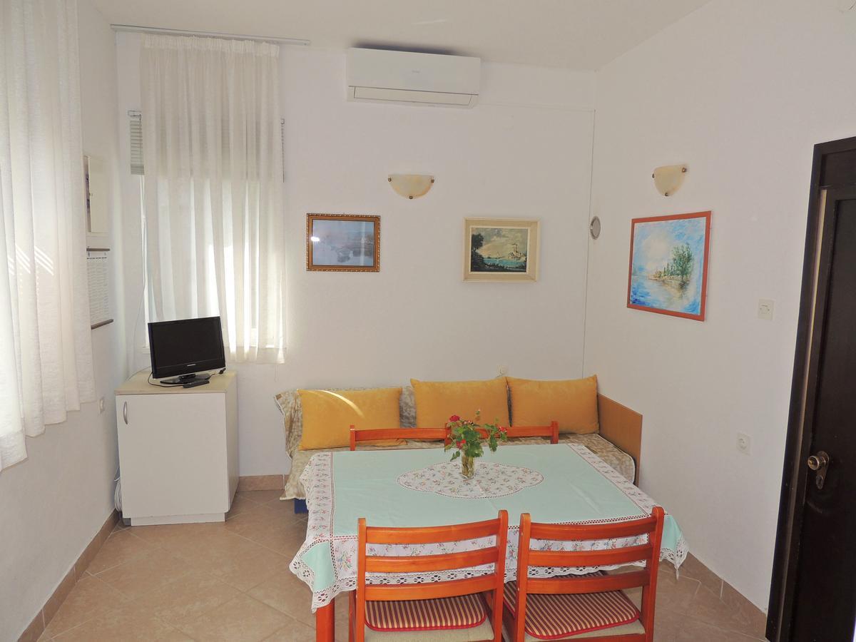 Apartments Zarko Brzac Екстериор снимка